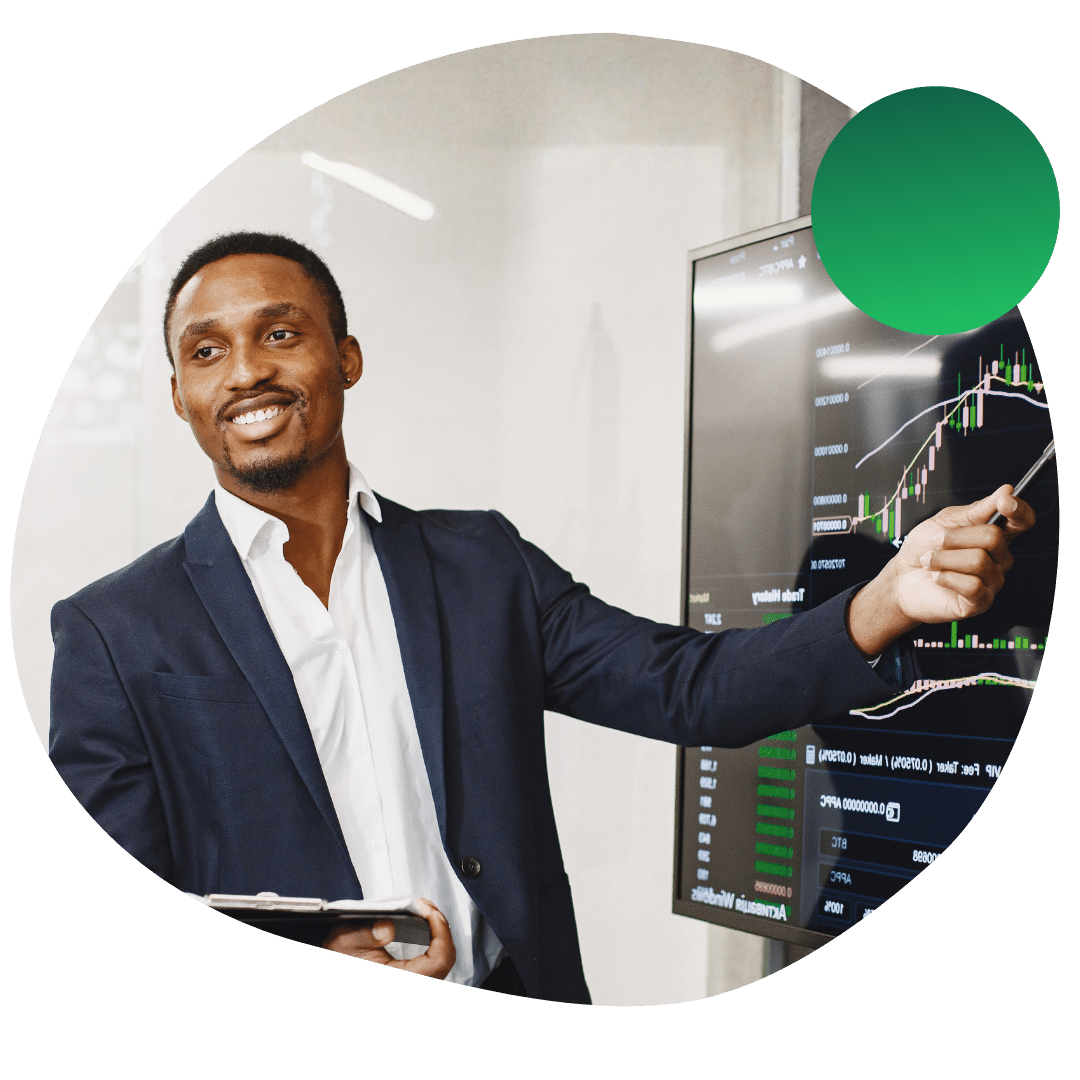 Graduate using data science degree to analyze business trends