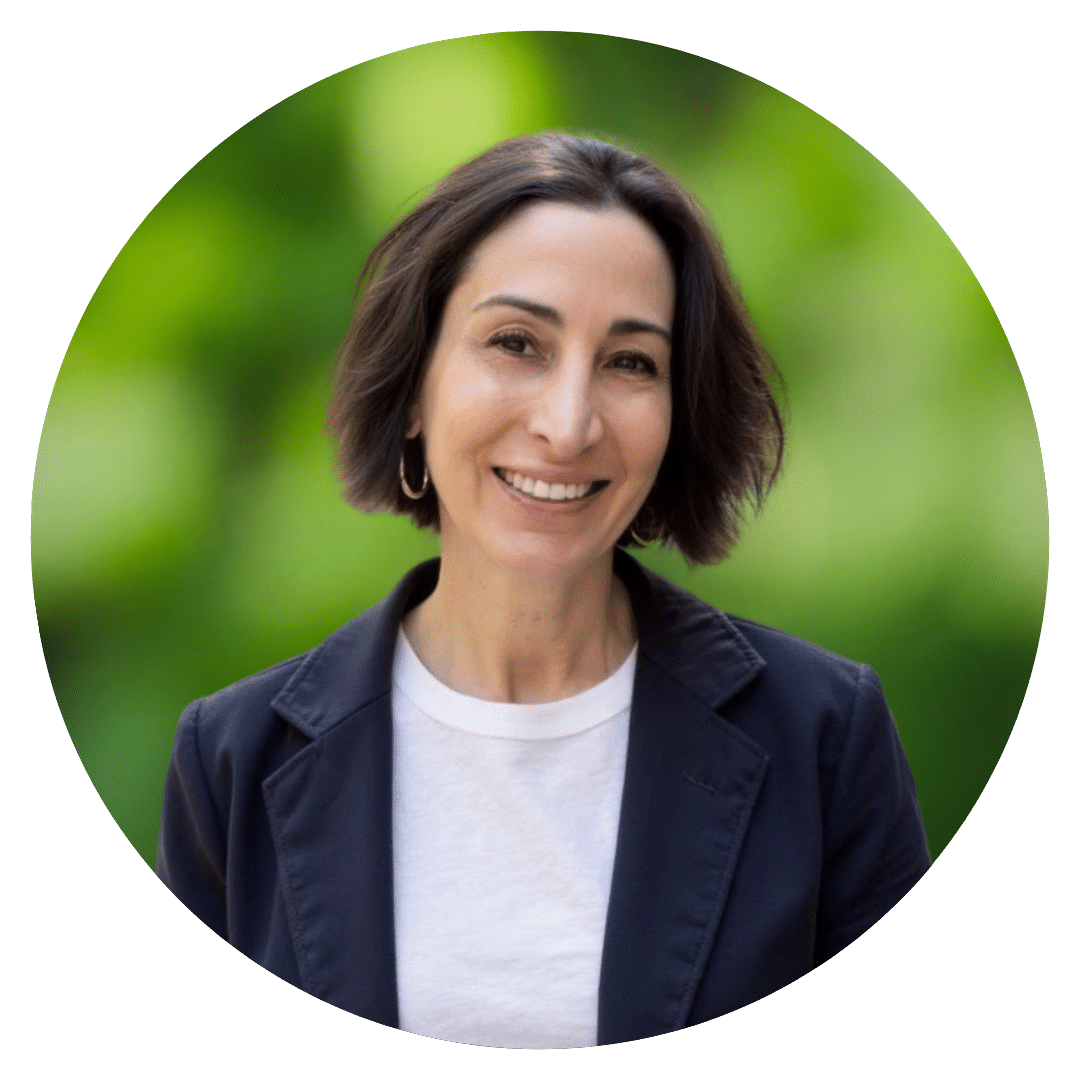 Circle cutout of Prepory coach Caryn A.'s headshot